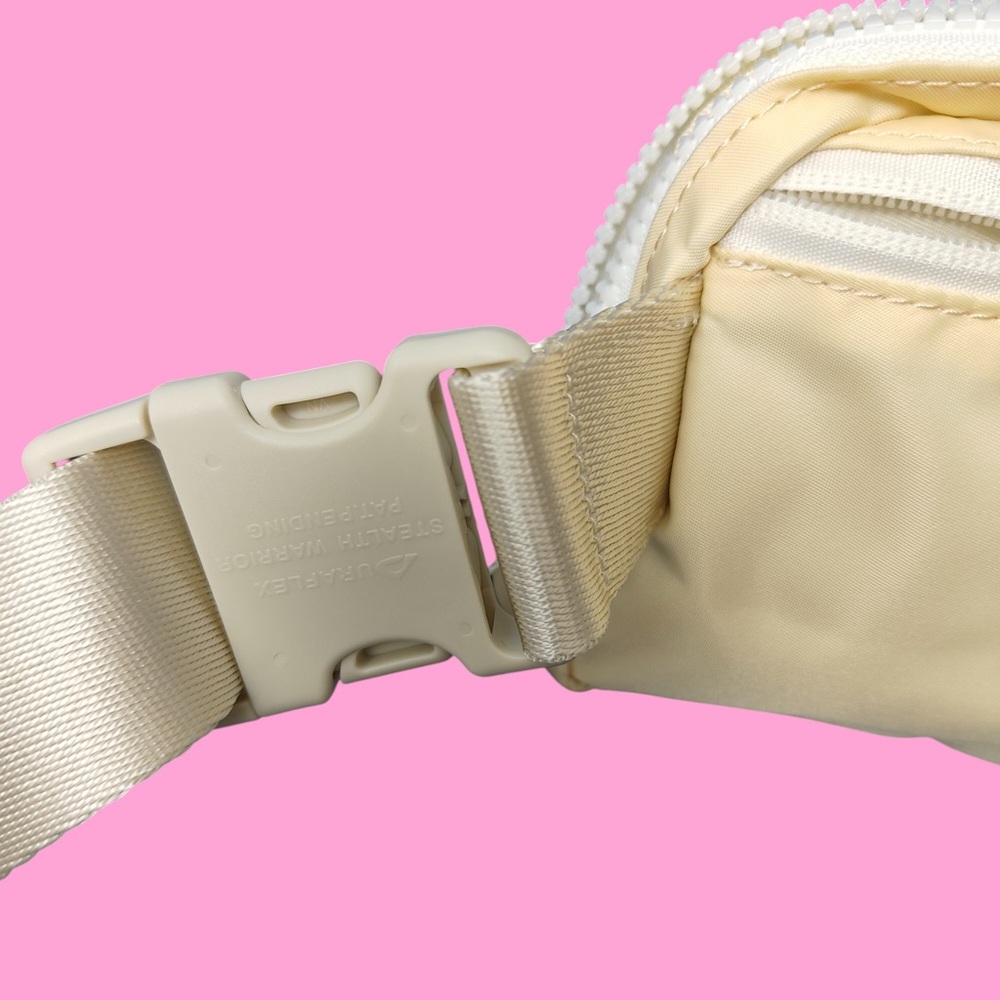 Lululemon Athletica Beige Crossbody Bag - Picture 5 of 9
